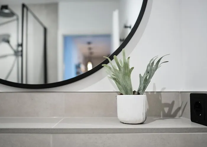 Park Avenue - Design Friesenstrasse - 4 Pers - Wlan - Netflix - 65 Zoll Tv 公寓 *