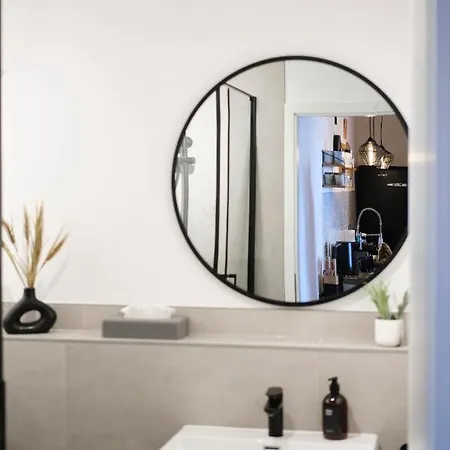 Park Avenue - Design Friesenstrasse - 4 Pers - Wlan - Netflix - 65 Zoll Tv * 쾰른