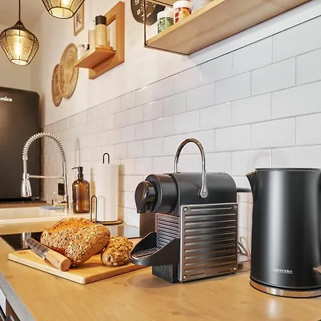 Park Avenue - Design Friesenstrasse - 4 Pers - Wlan - Netflix - 65 Zoll Tv Κολωνία